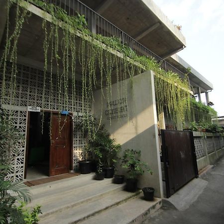 Pawon Cokelat Guesthouse Yogyakarta Esterno foto