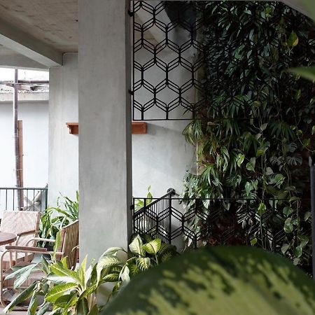 Pawon Cokelat Guesthouse Yogyakarta Esterno foto