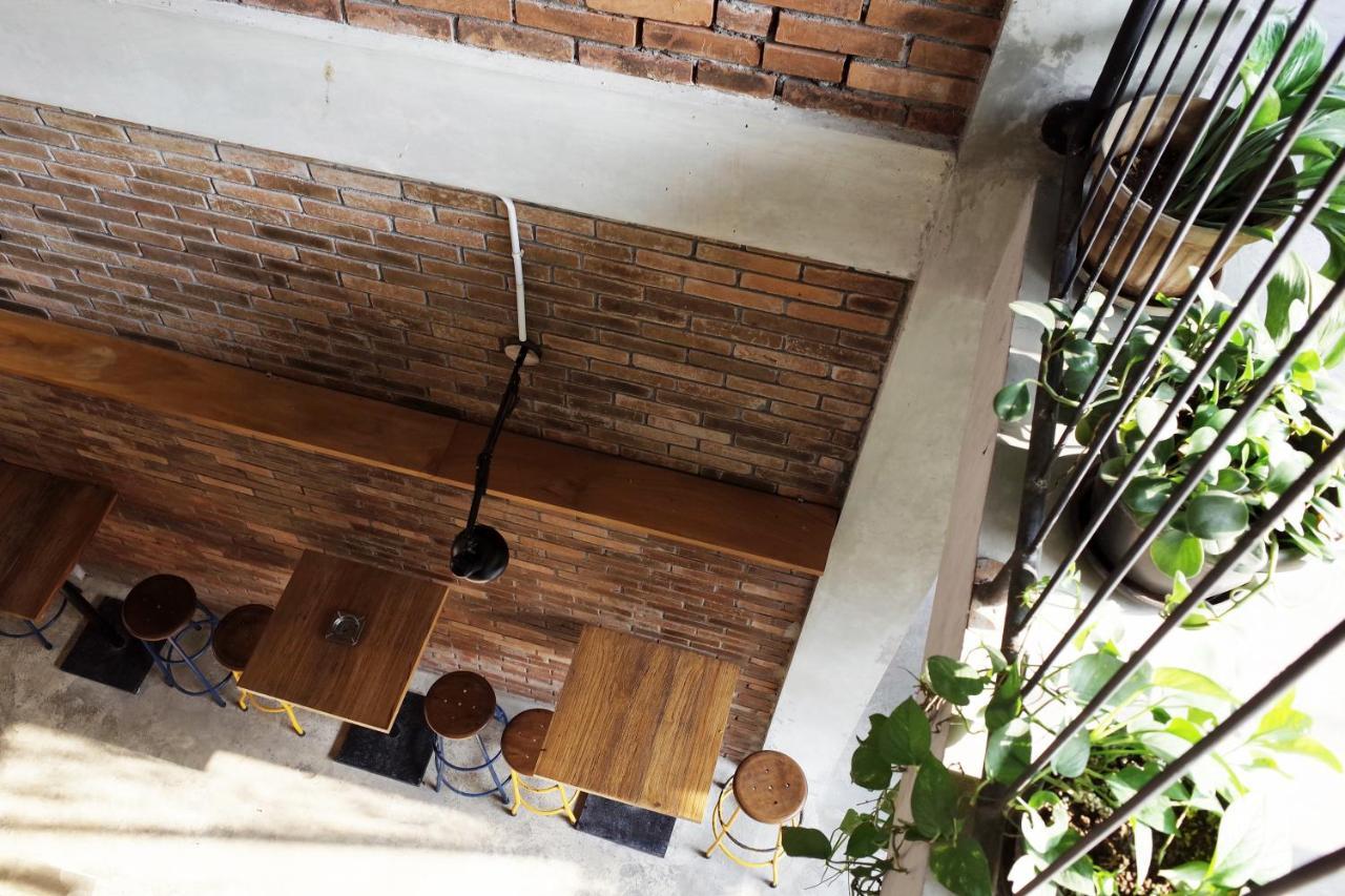 Pawon Cokelat Guesthouse Yogyakarta Esterno foto